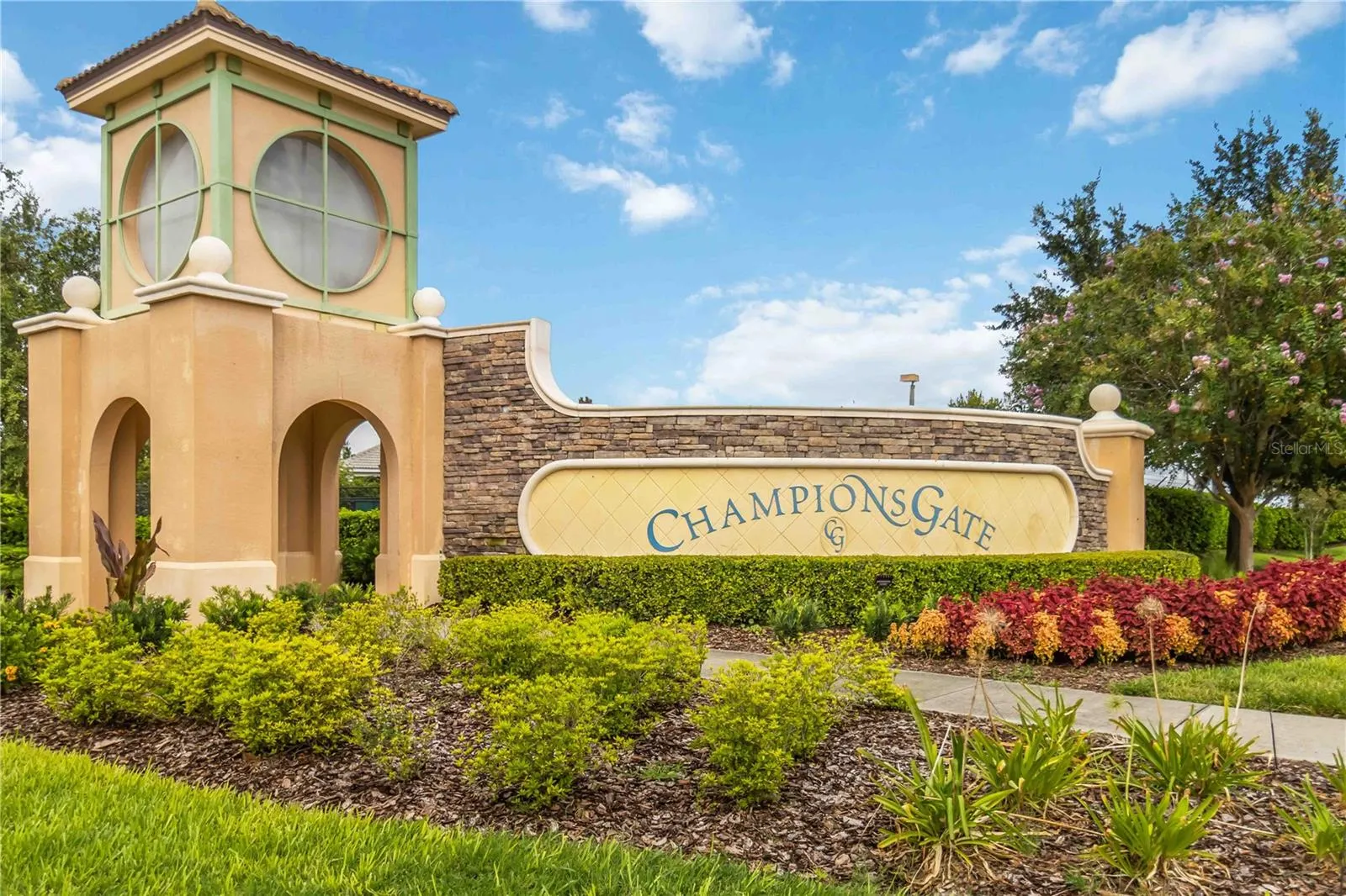 1320 MOSS CREEK LN