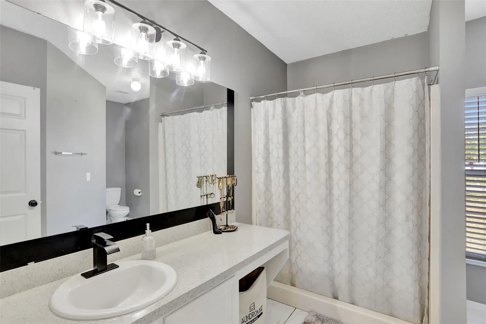 1110 GARDANNE CT