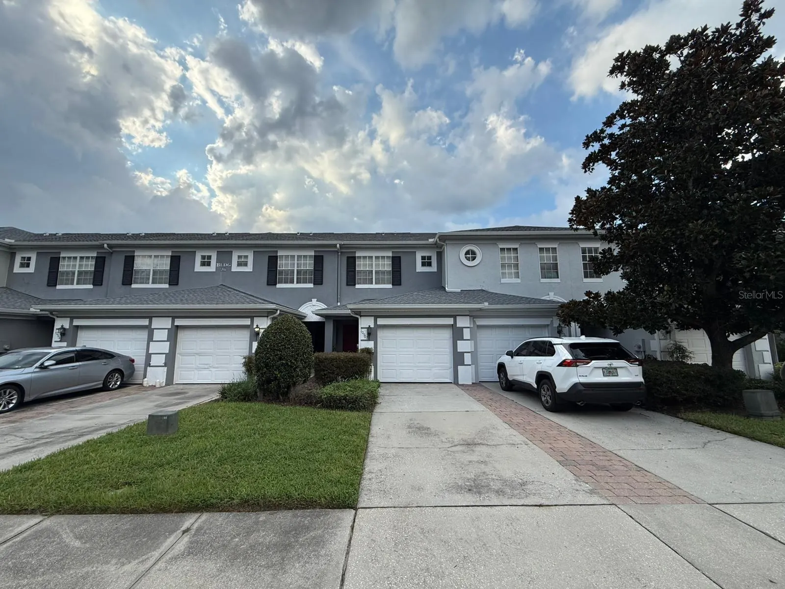 10967 SAVANNAH WOOD DR