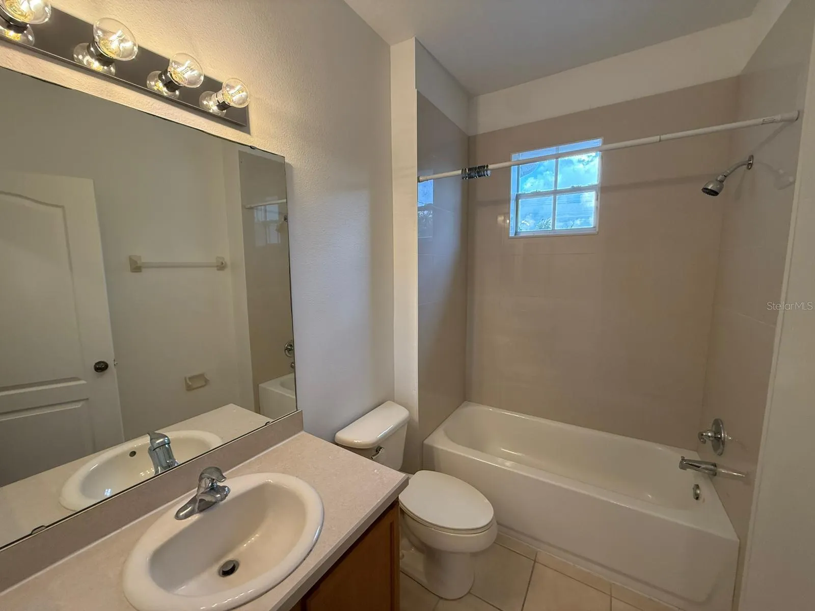 10967 SAVANNAH WOOD DR