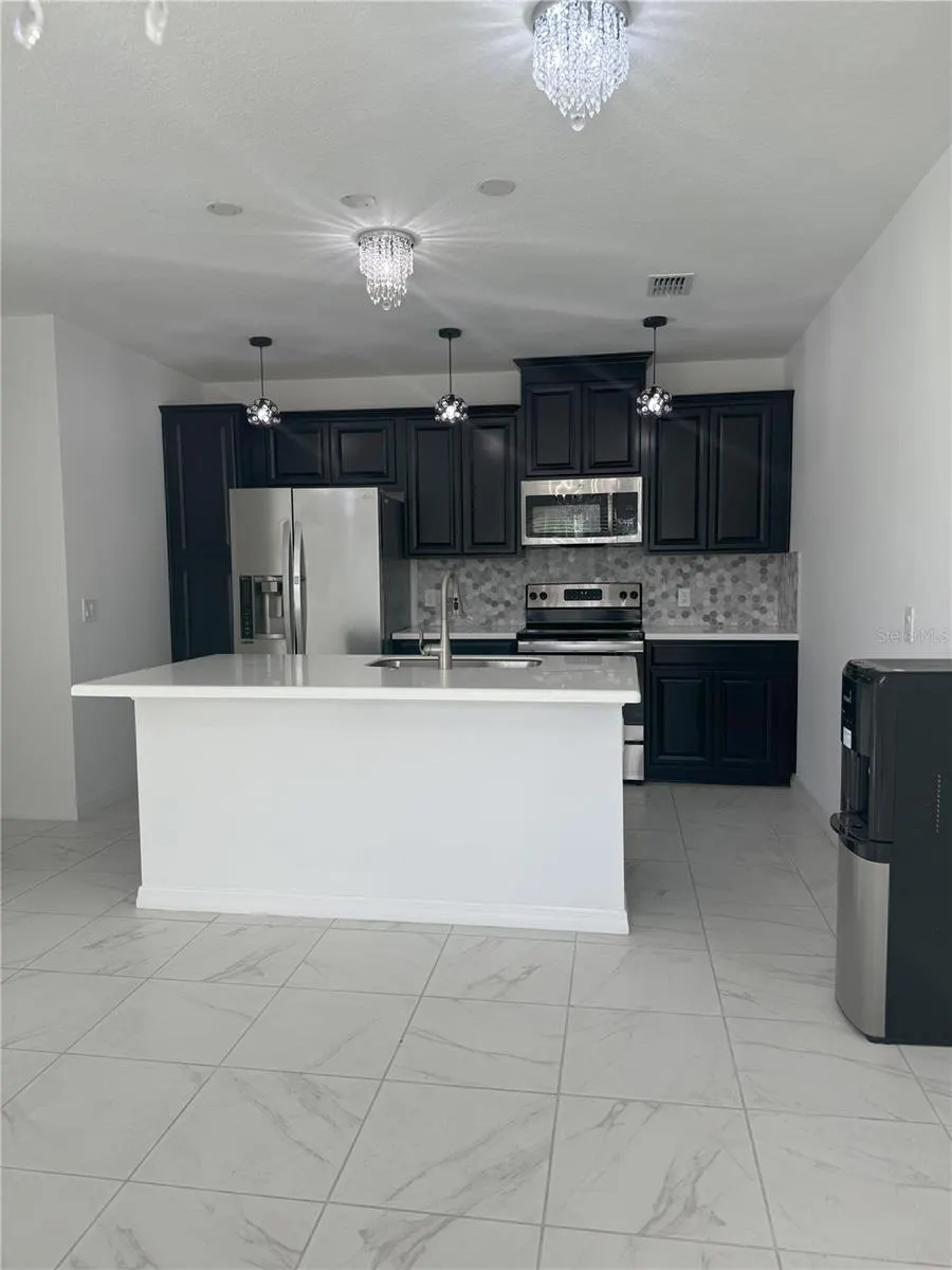 3370 BEAUTE DR
