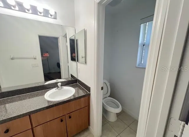 1312 S BEACH CIR