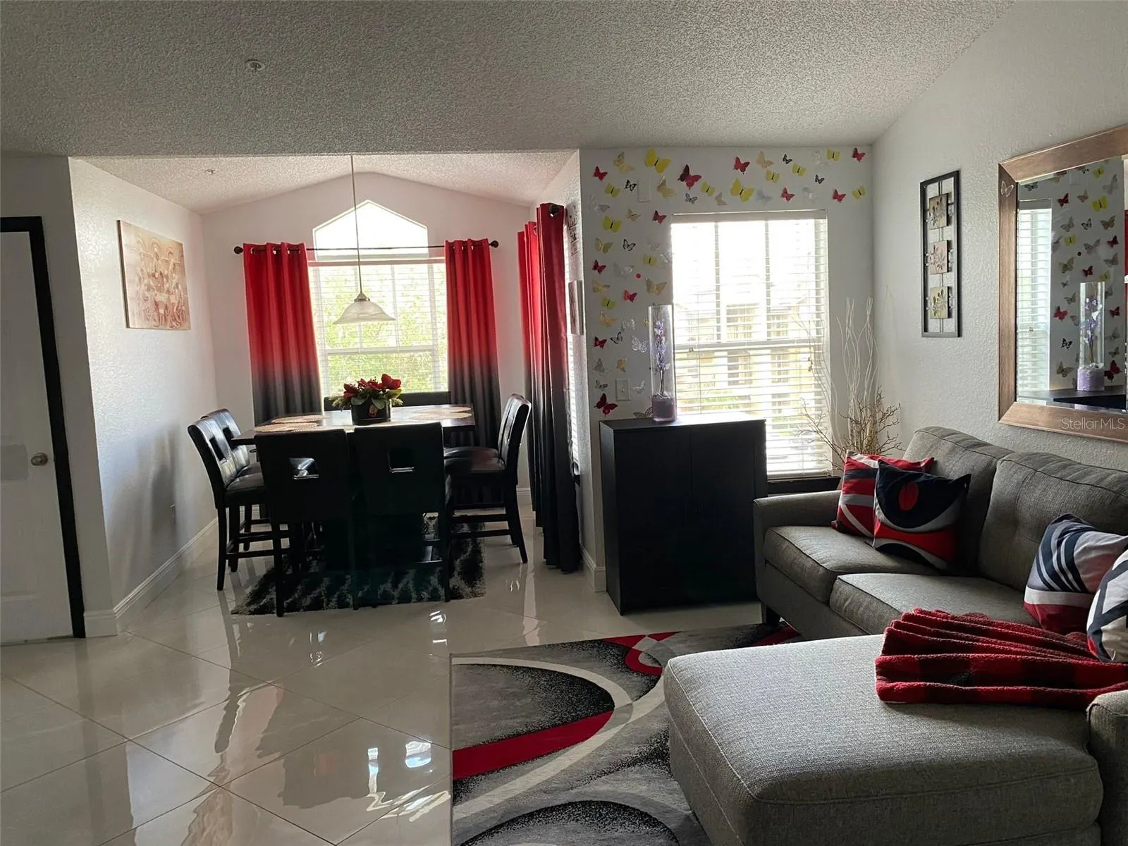2208 ANTIGUA PL #933, #933