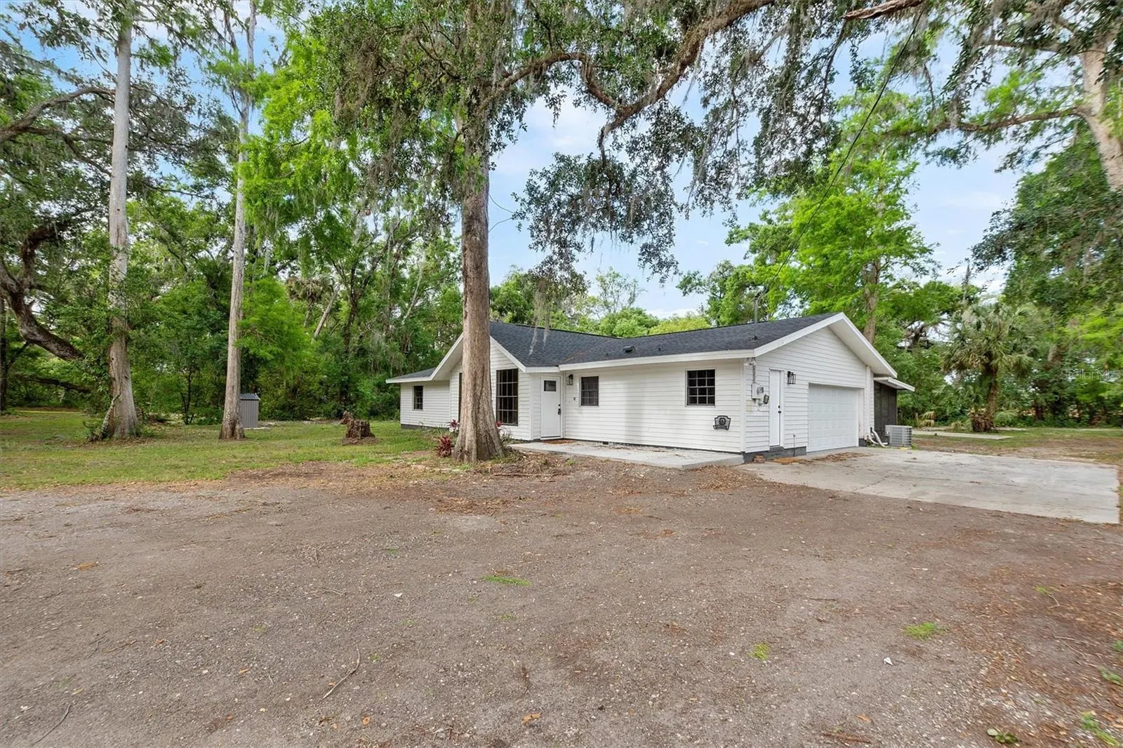6005 IKE SMITH RD