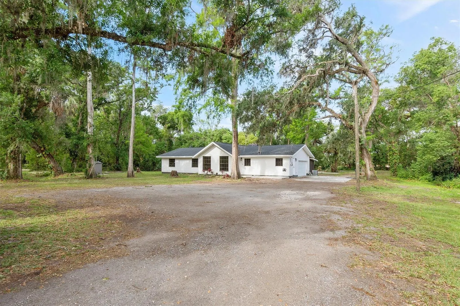 6005 IKE SMITH RD