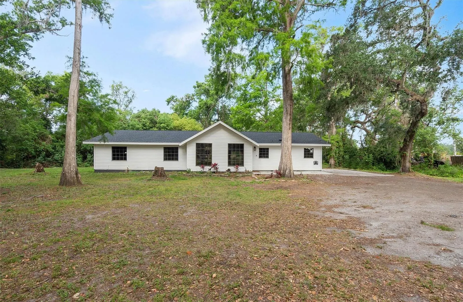 6005 IKE SMITH RD