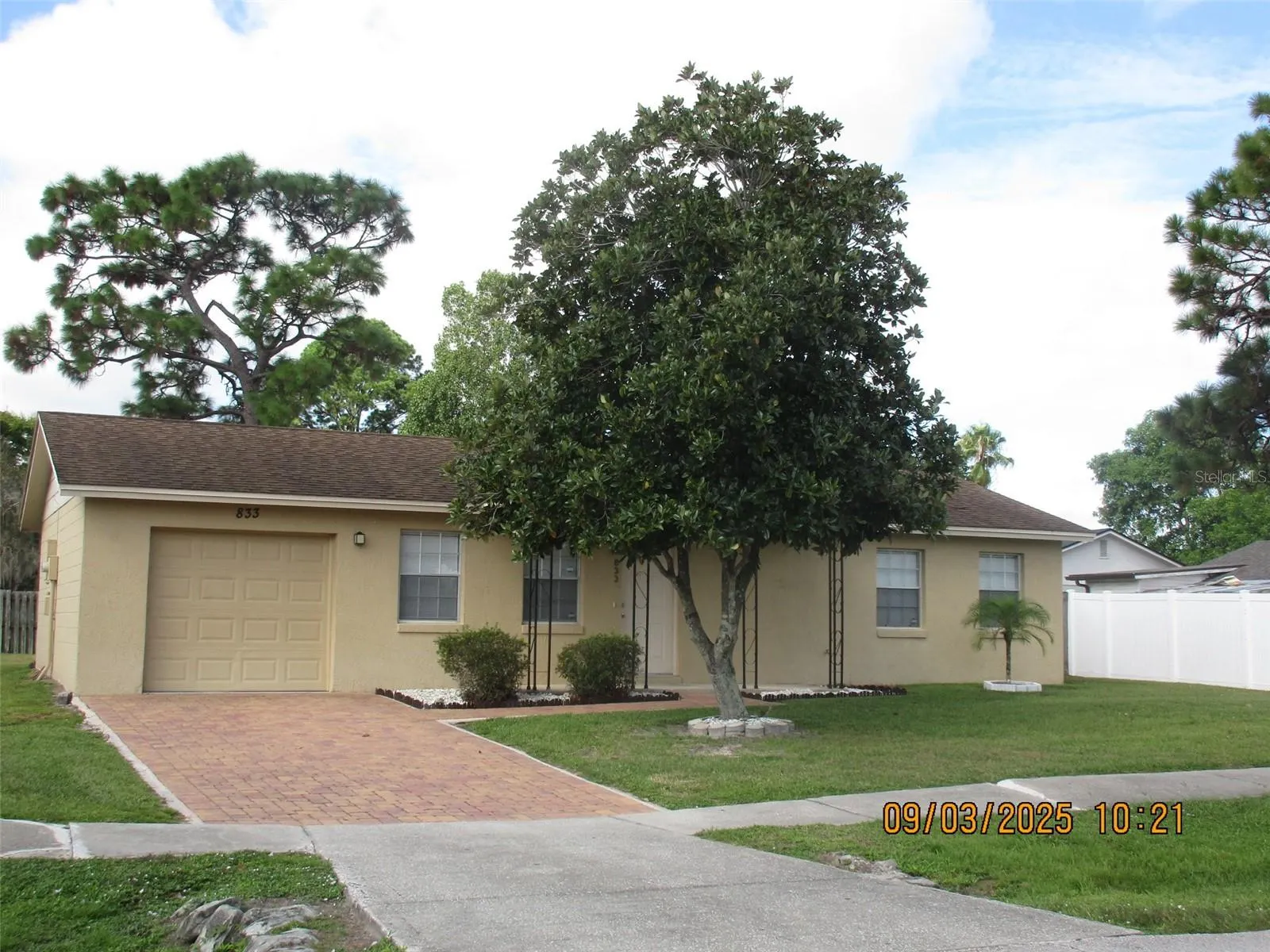 833 FLORIDA PKWY
