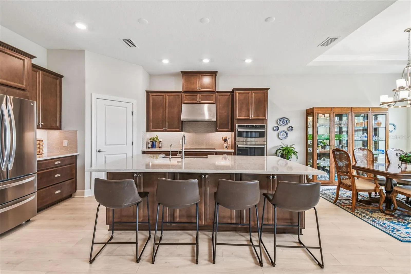 3775 VIA MAZZINI CT
