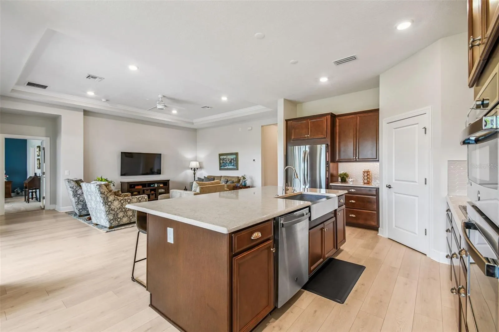 3775 VIA MAZZINI CT