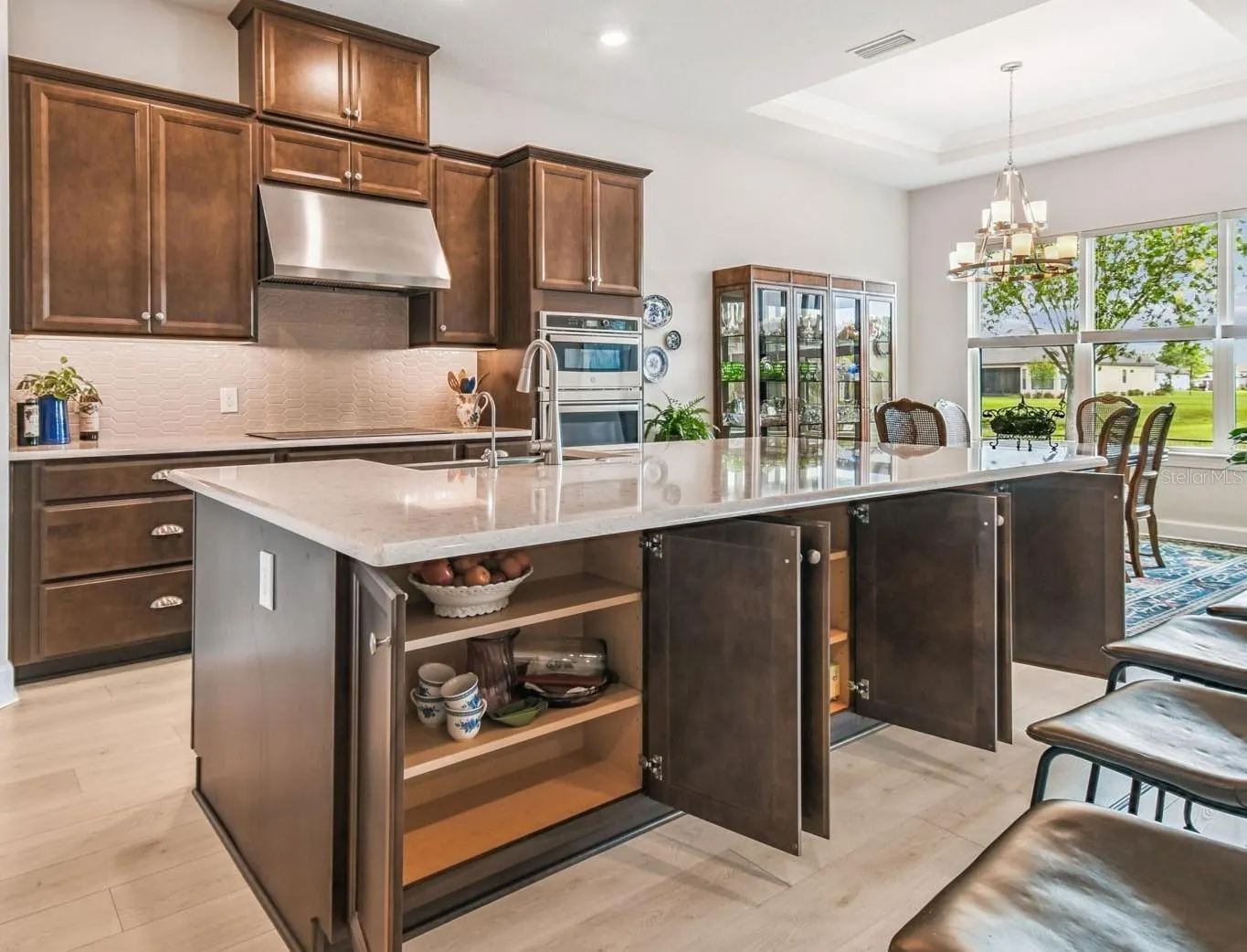 3775 VIA MAZZINI CT