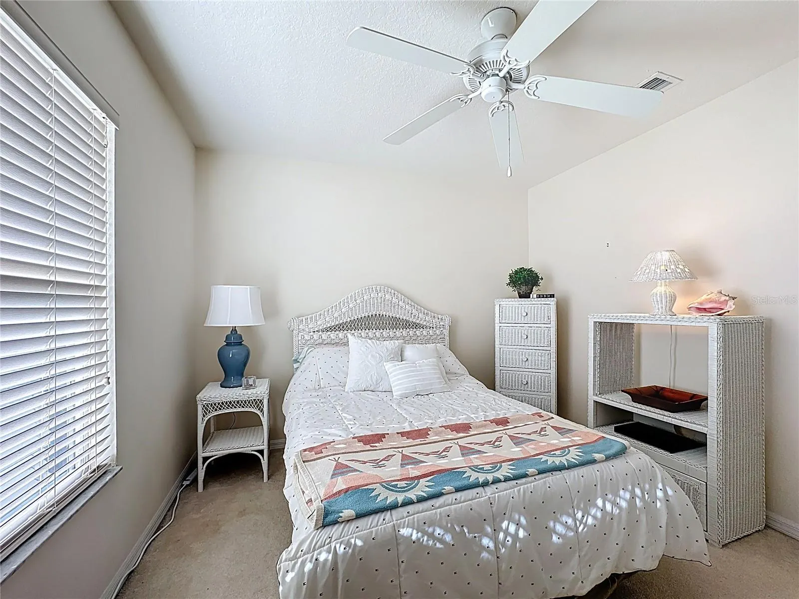 526 HENLEY CIR