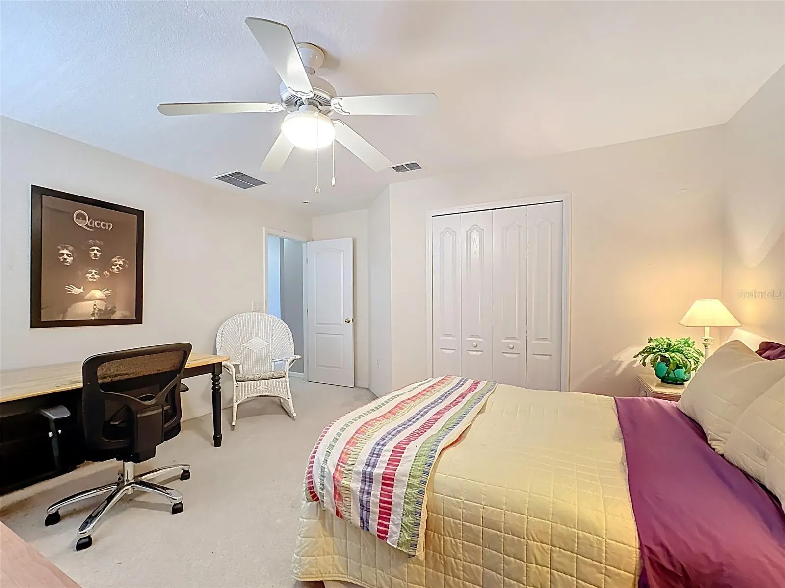 526 HENLEY CIR