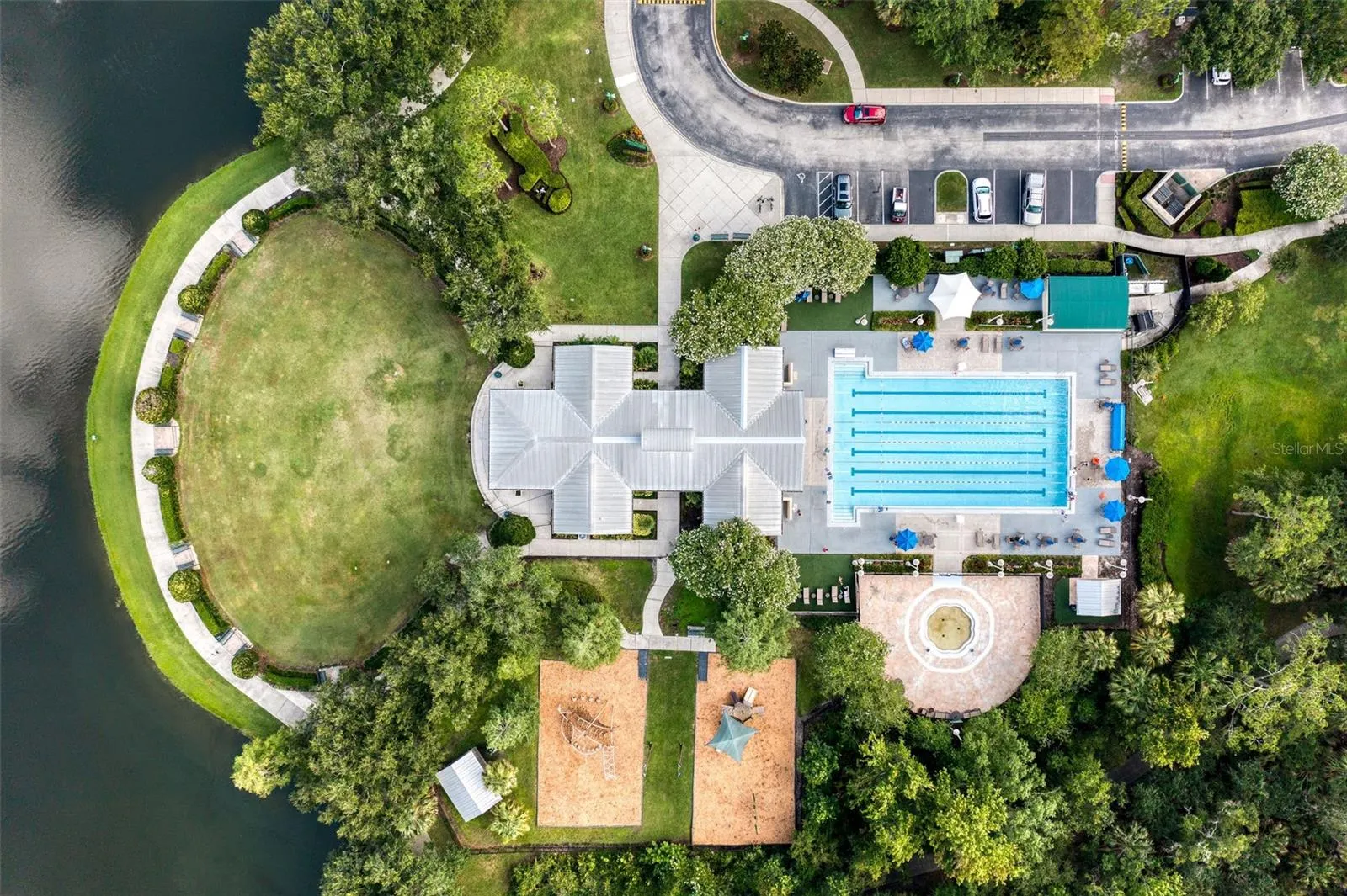 1122 WHITE MOSS LN