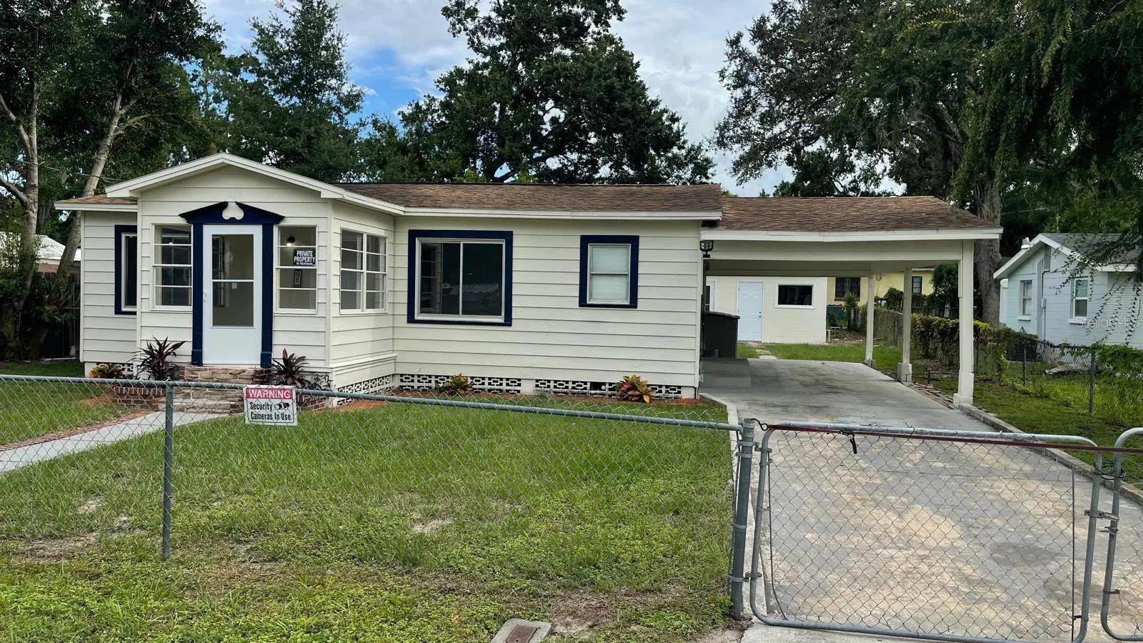 807 E ORCHID AVE