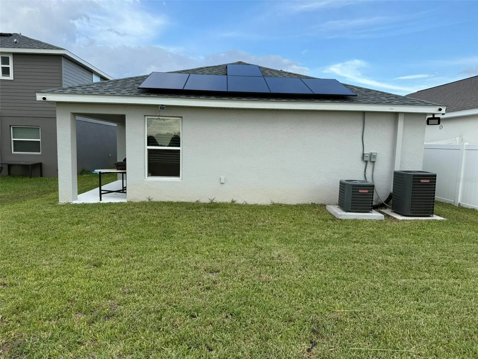 1307 CASCADE DR