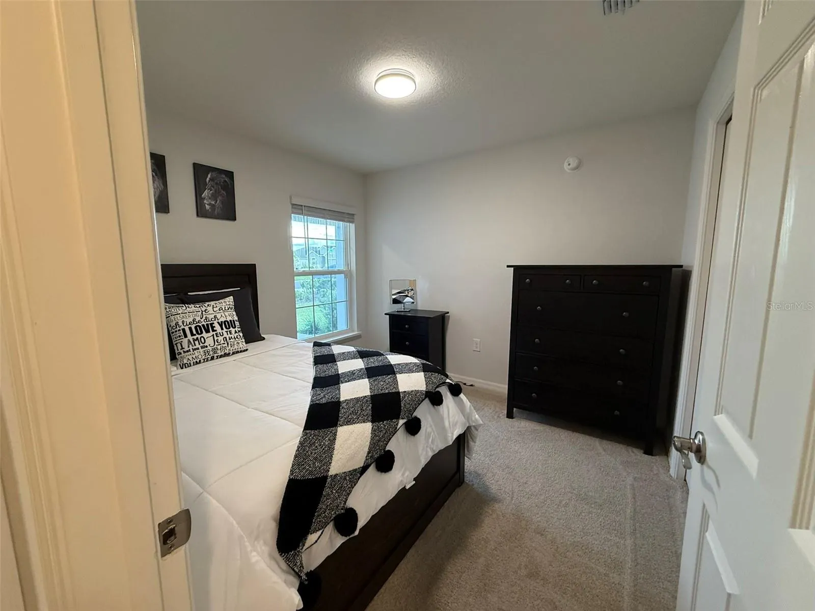 1307 CASCADE DR