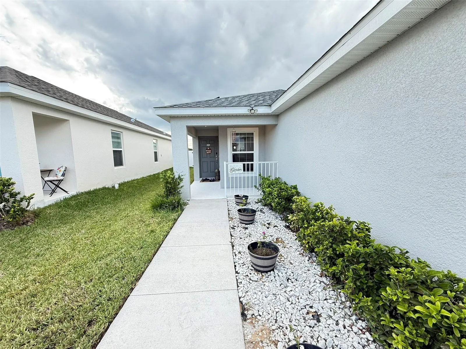 1307 CASCADE DR