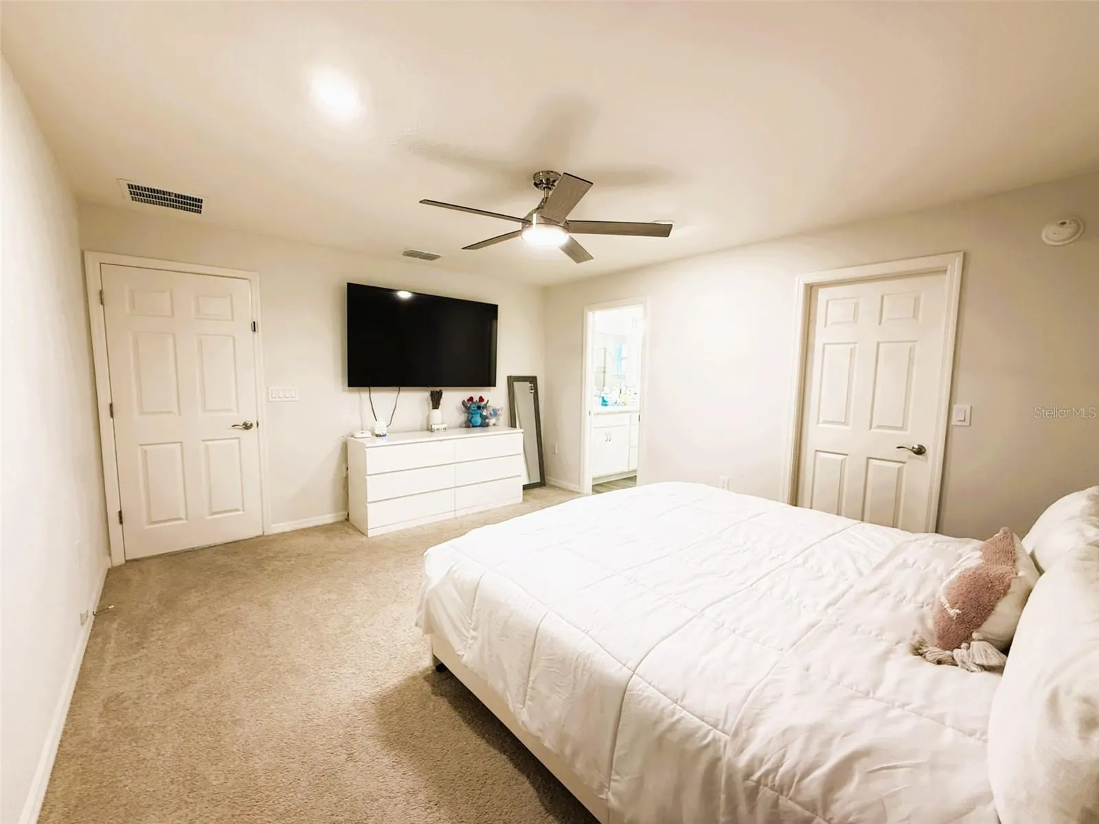 1307 CASCADE DR