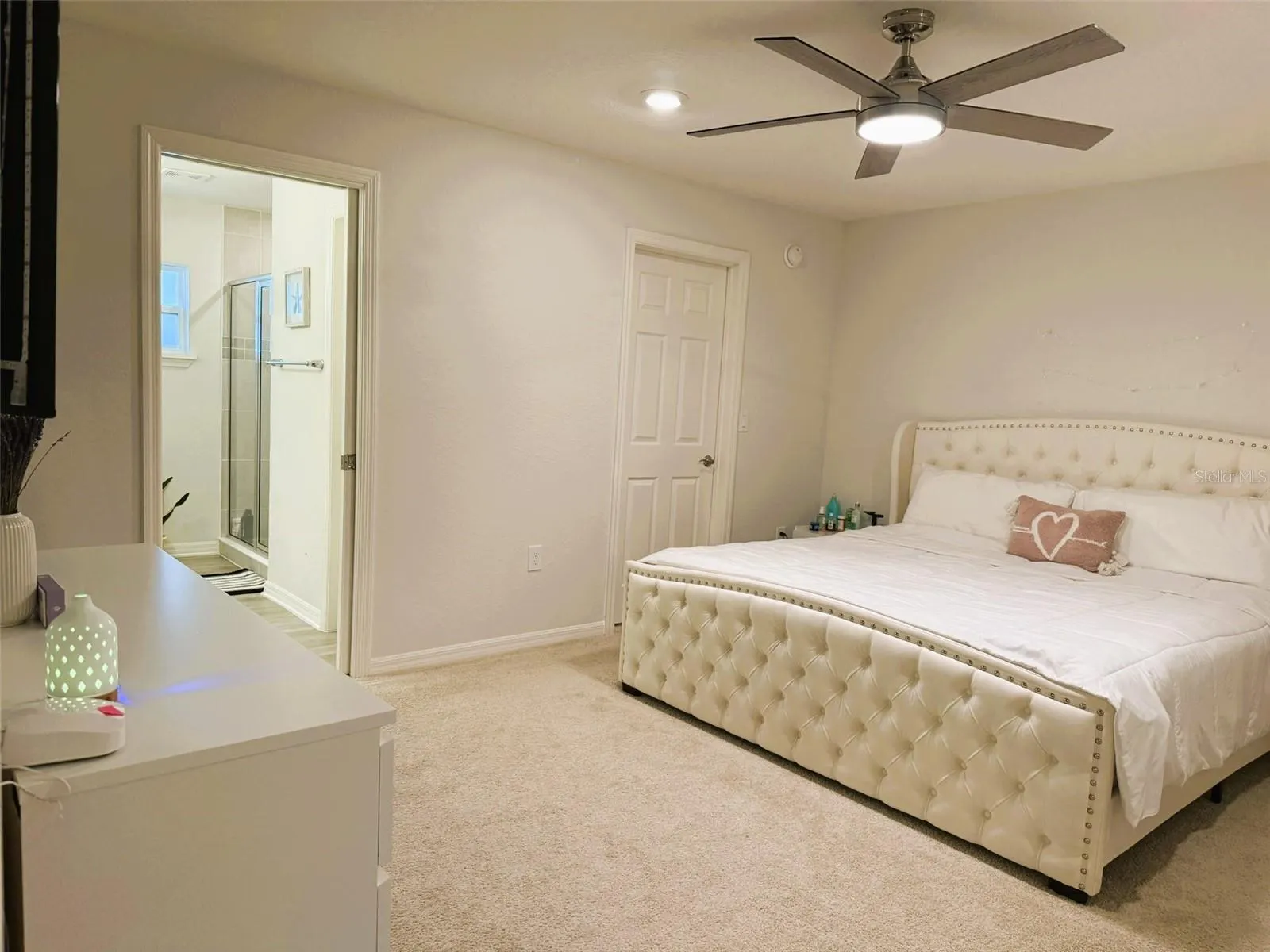 1307 CASCADE DR
