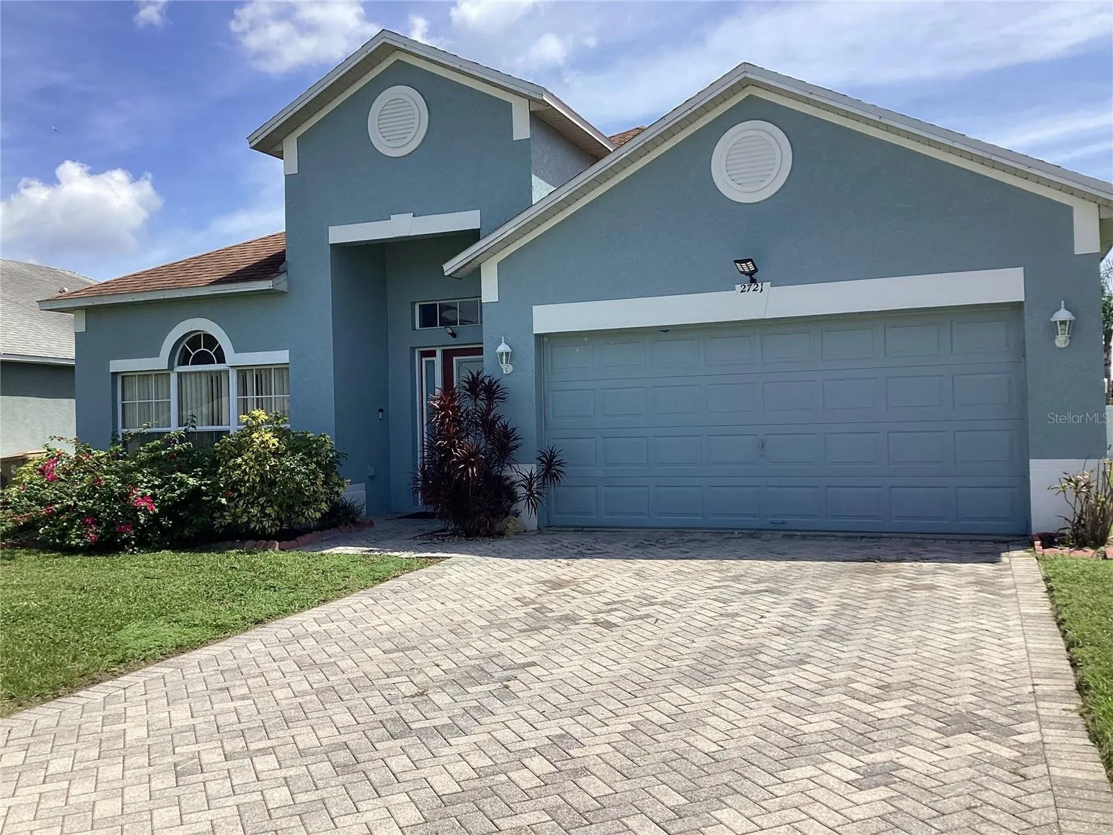 2721 EAGLE GLEN CIR
