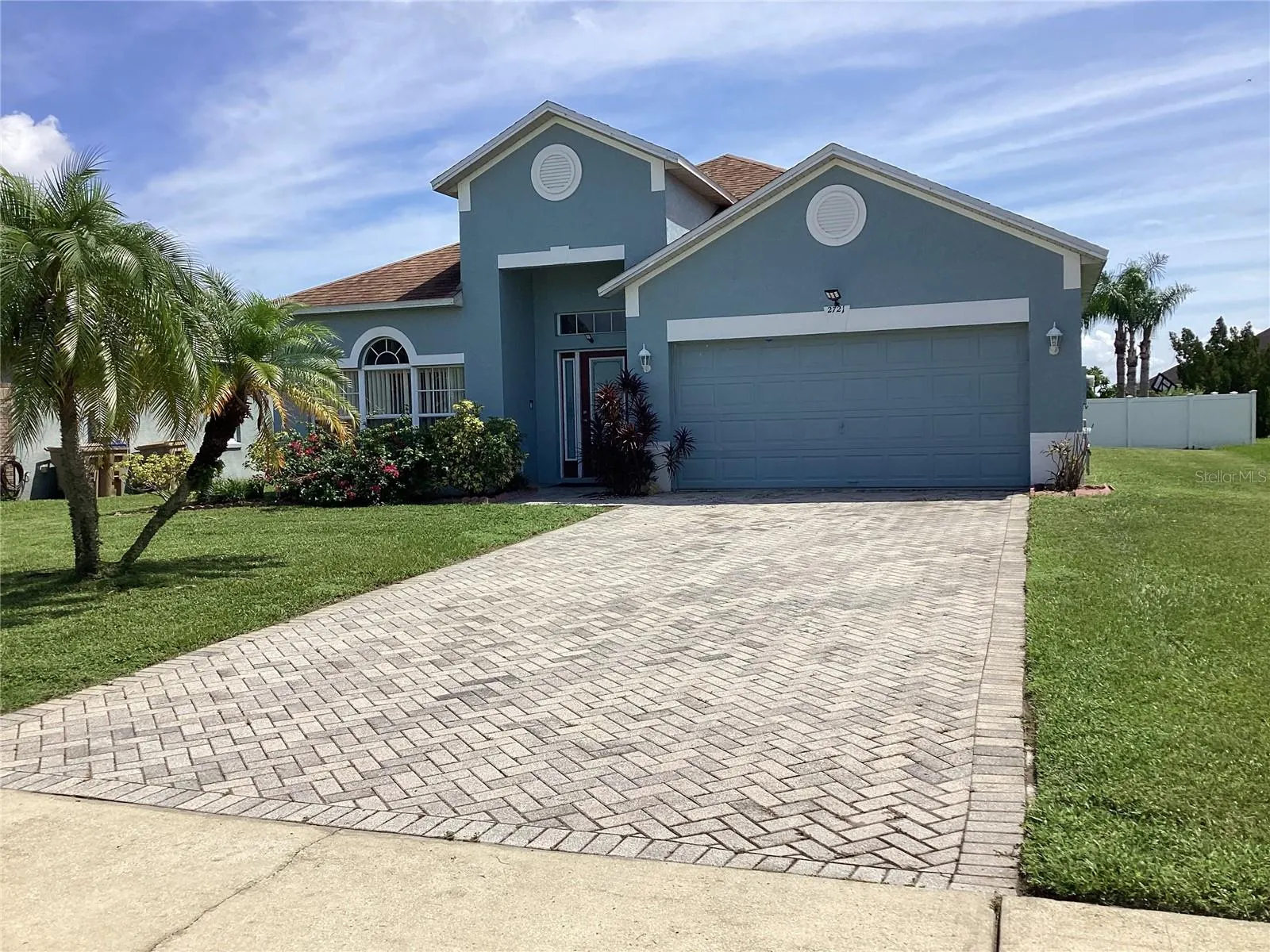 2721 EAGLE GLEN CIR