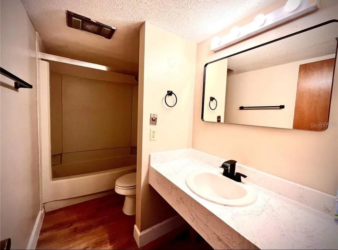 806 PINEWOOD CT #3135/6, #3135/6
