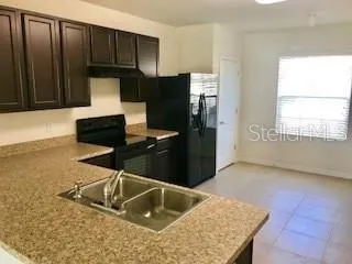 399 ARBOR LAKES DR