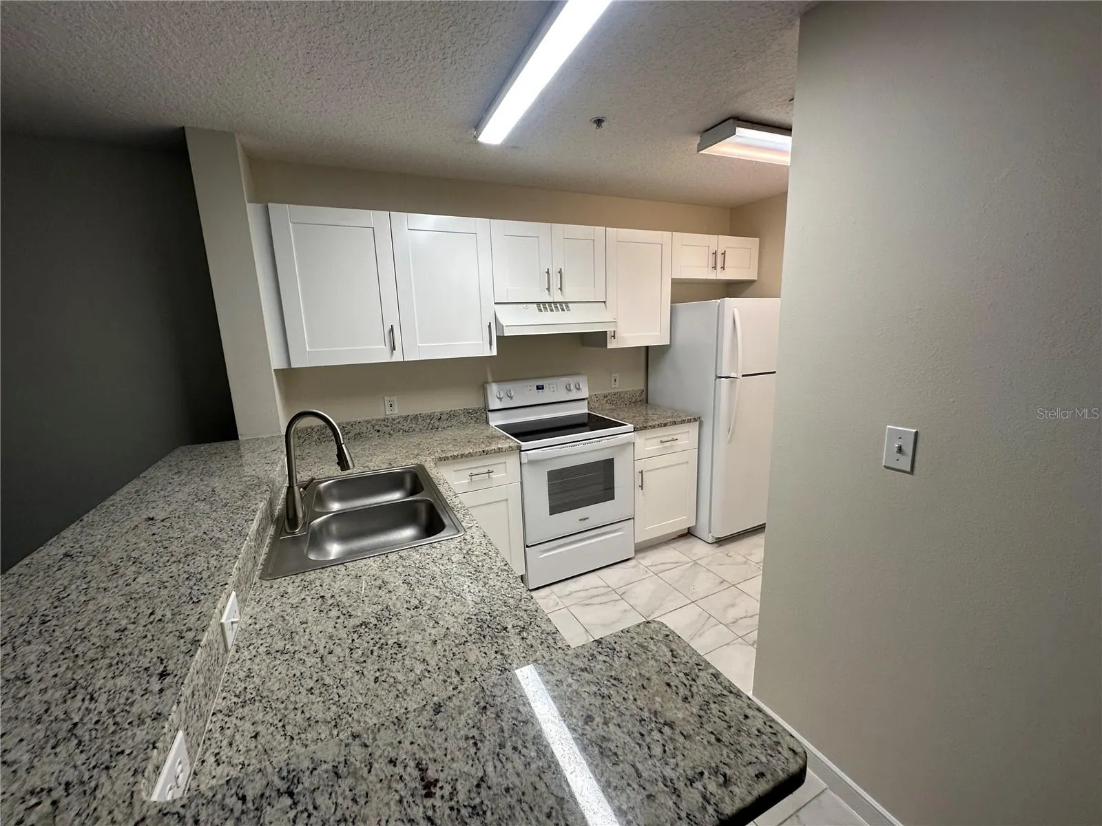 611 CAMPUS ST #130, #130