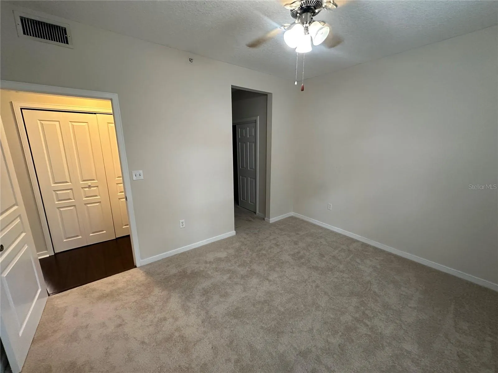 611 CAMPUS ST #130, #130