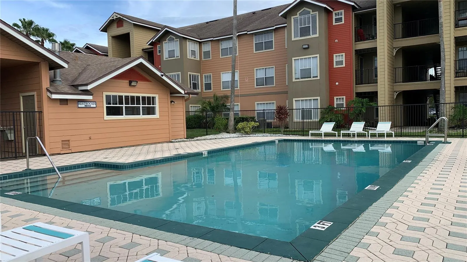 2203 KEY WEST CT #438, #438