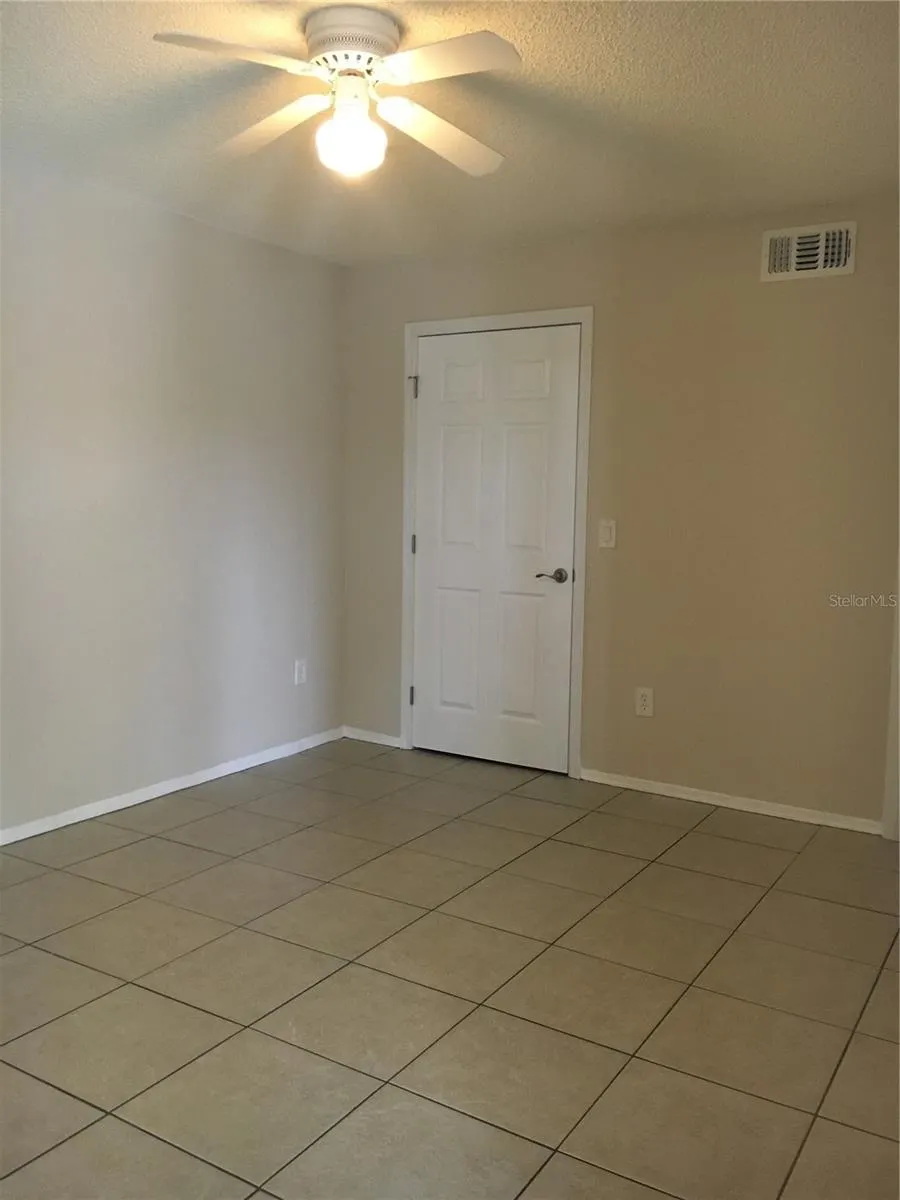 2203 KEY WEST CT #438, #438