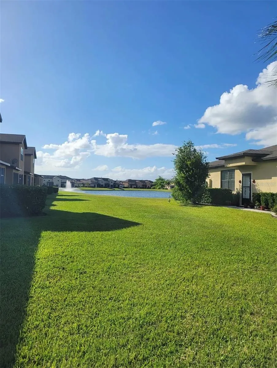 2486 SEVEN OAKS DR