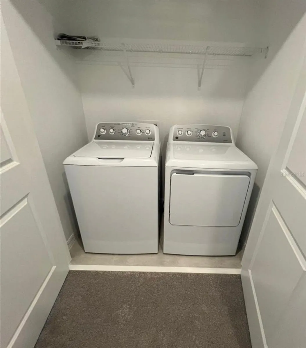 2032 VIEWFINDER ST
