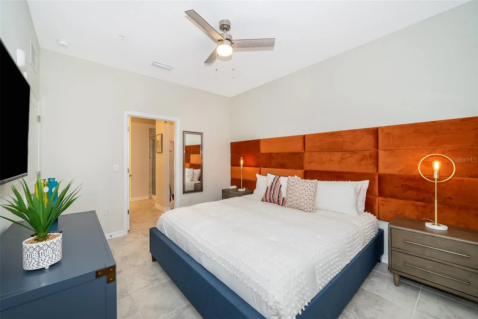 3180 PARADOX CIR #406, #406