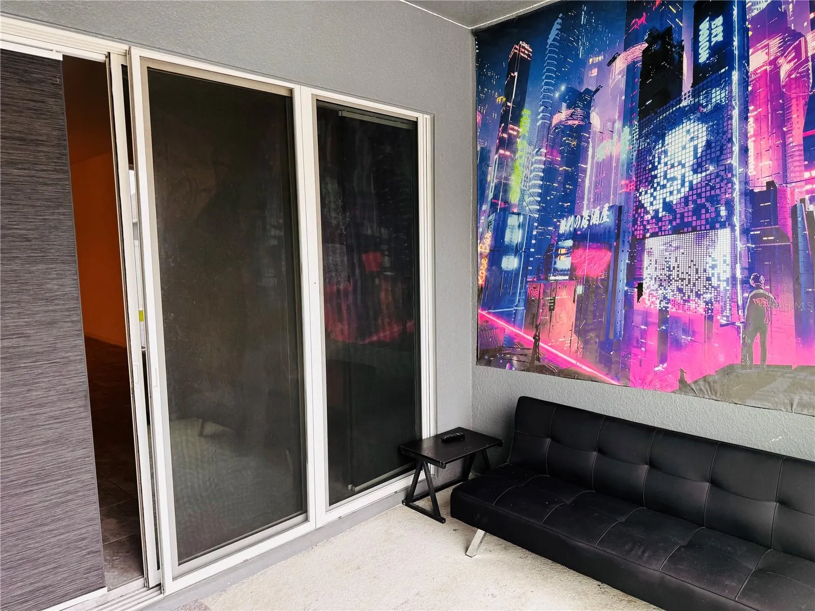 2071 SOLA VISTA AVE