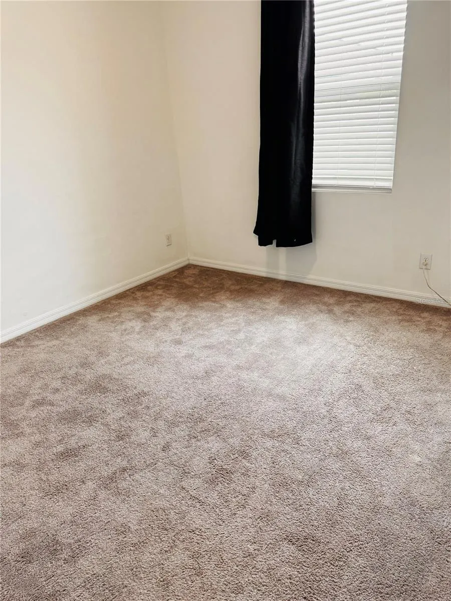 2071 SOLA VISTA AVE