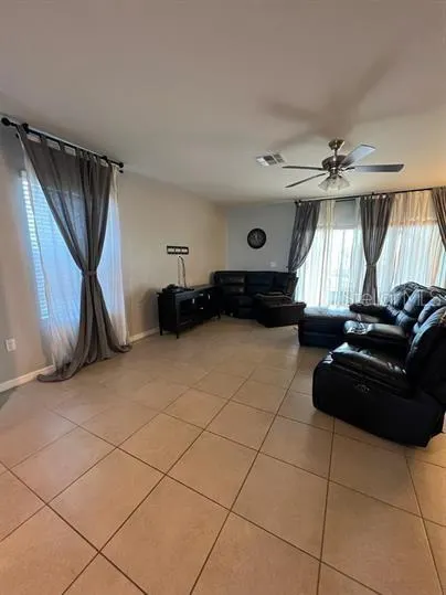 104 ARBOR LAKES DR