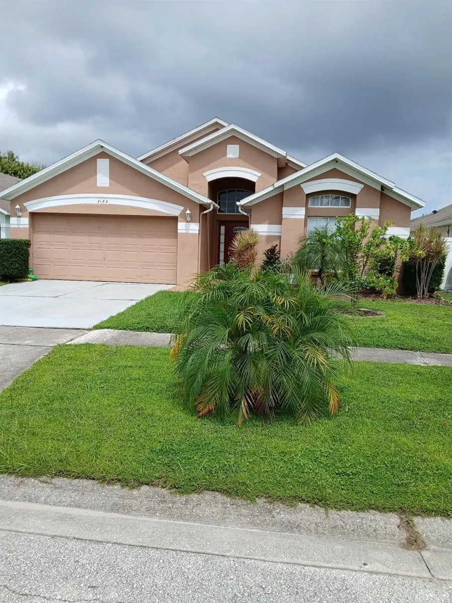 2182 MALLARD CREEK CIR