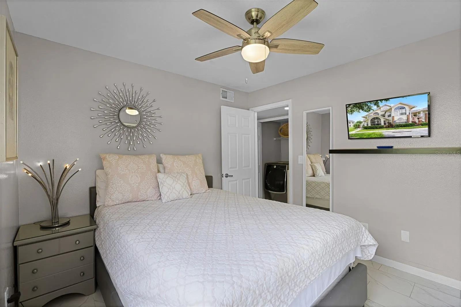 5004 LAGUNA BAY CIR #47, #47