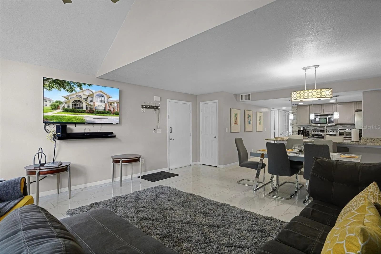 5004 LAGUNA BAY CIR #47, #47