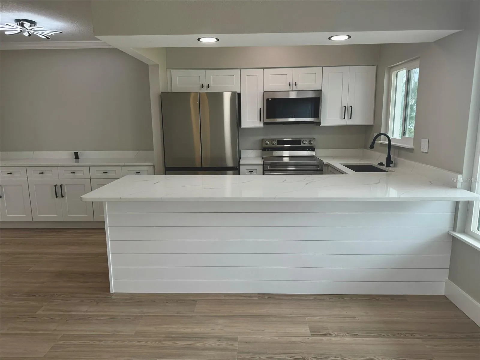 767 JOHN RINGLING BLVD #2, #2