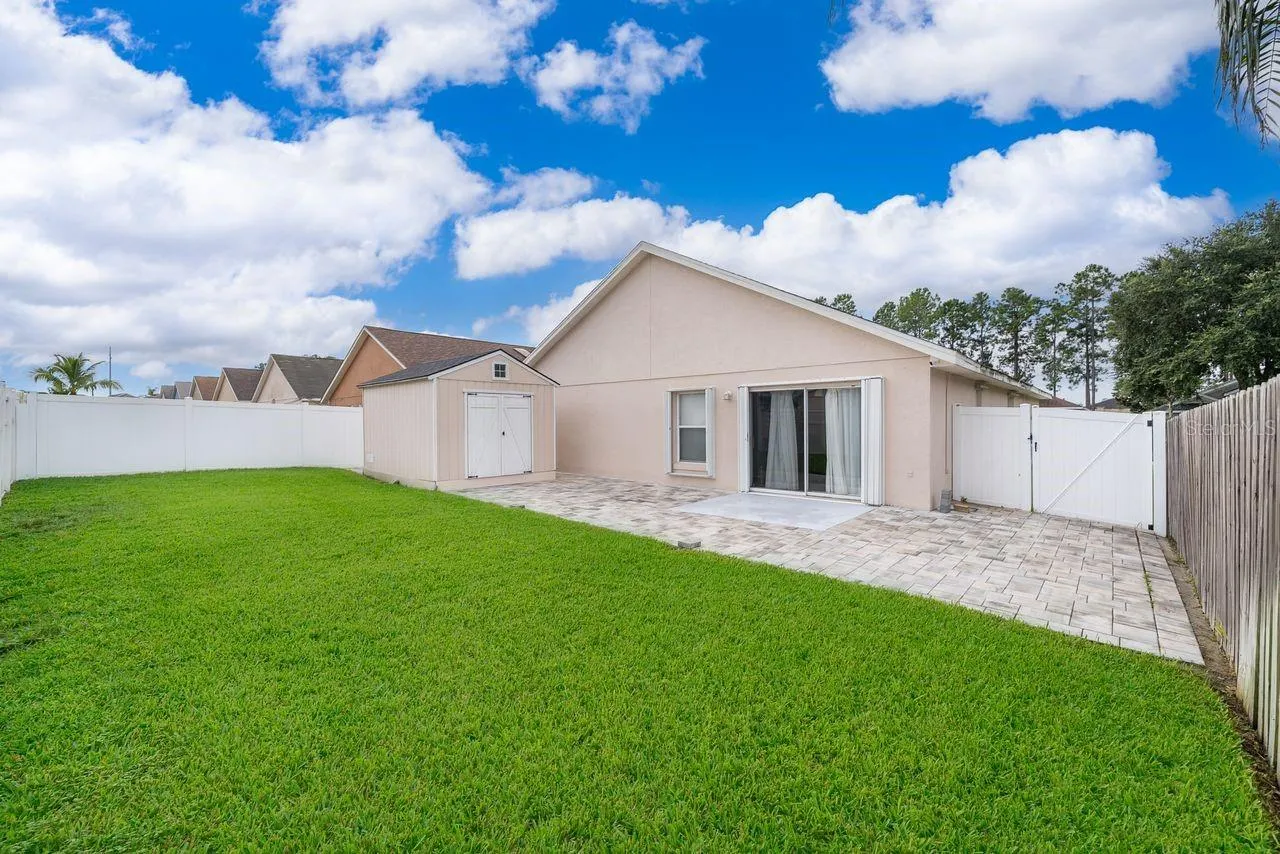 445 HALSTEAD DR