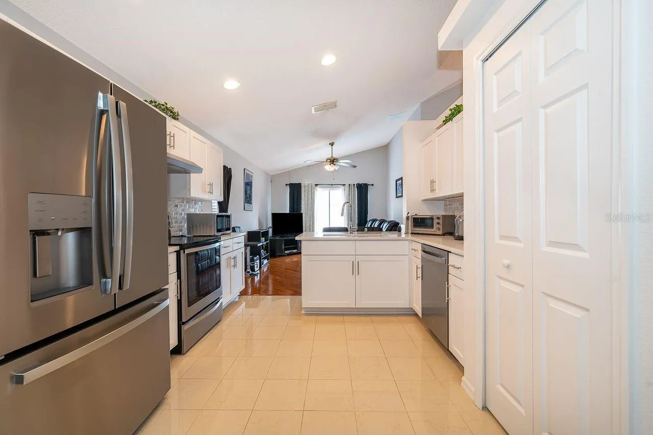 445 HALSTEAD DR