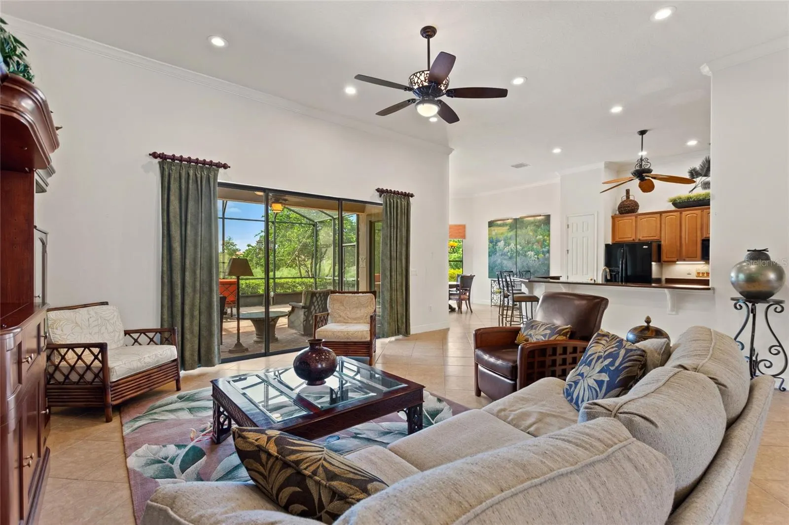 105 LEMON GROVE DR