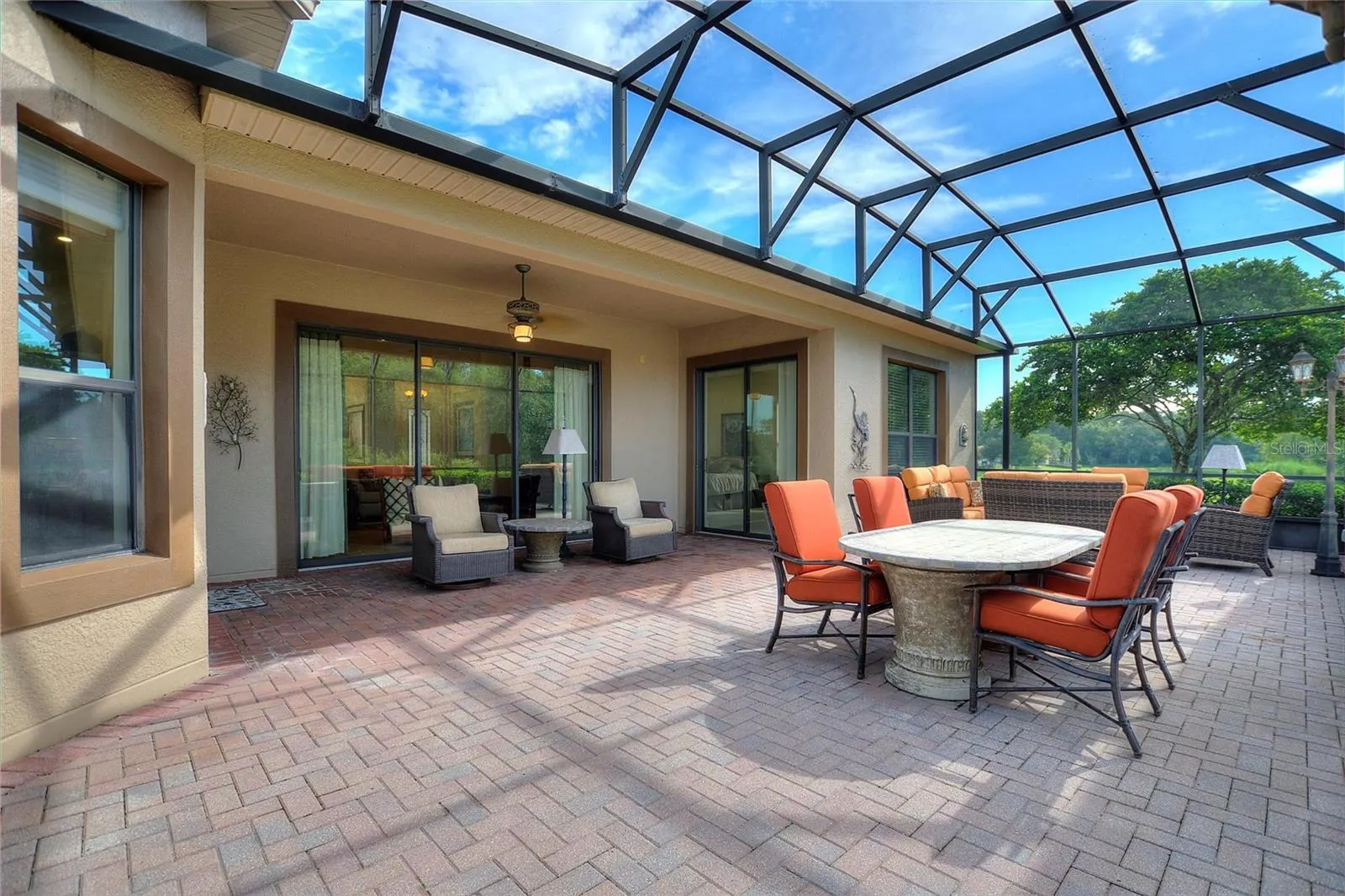 105 LEMON GROVE DR