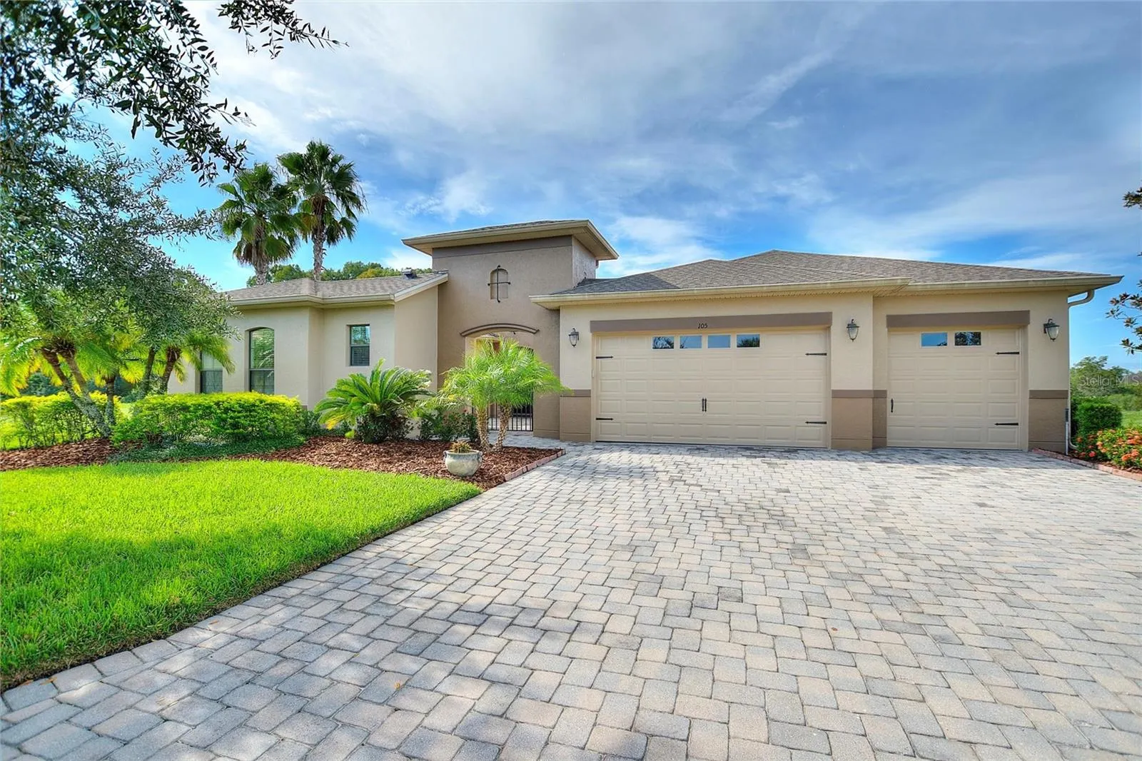 105 LEMON GROVE DR