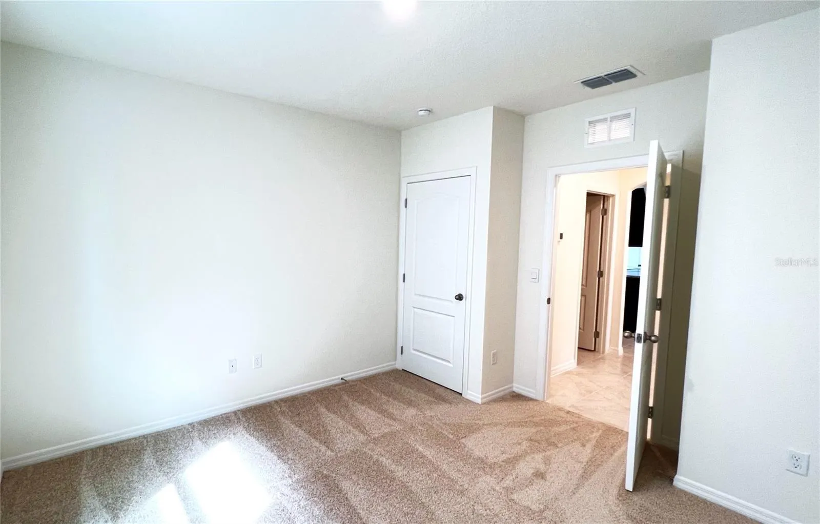 487 LILY LN