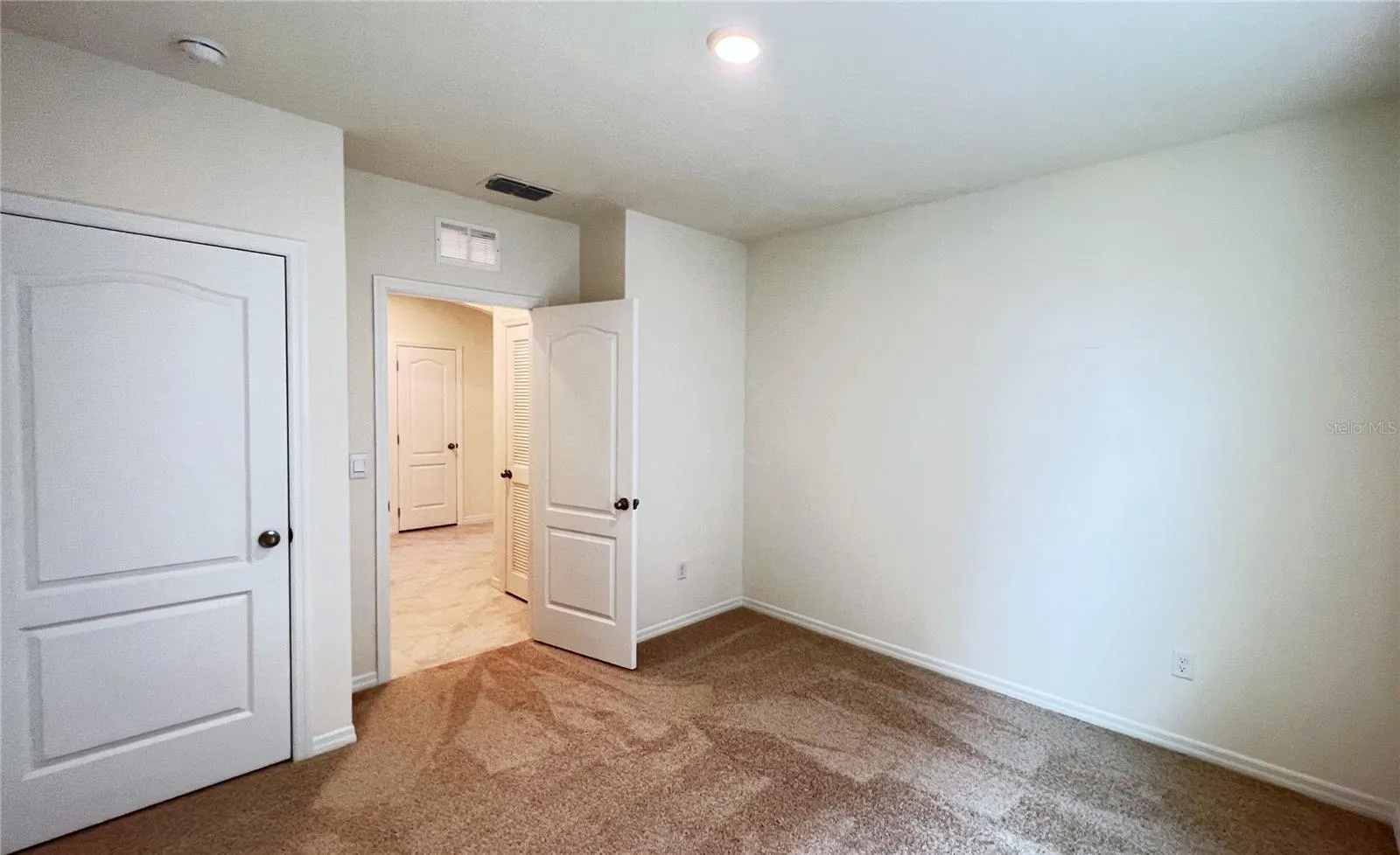 487 LILY LN
