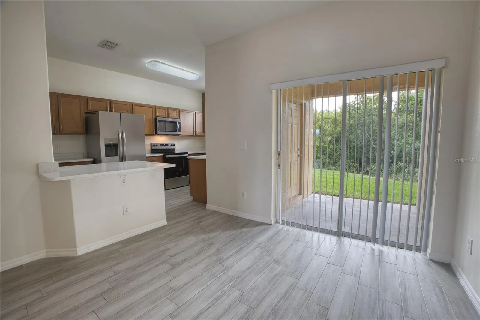 3126 RODRICK CIR