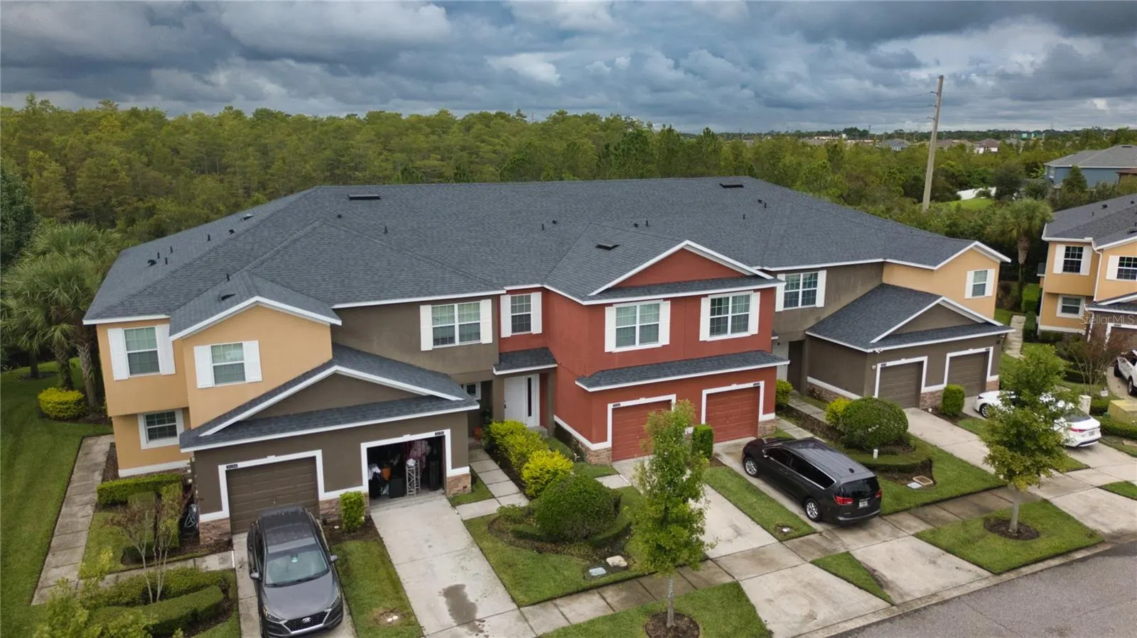 3126 RODRICK CIR